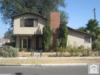 1041 Acacia Ave, Orange, CA 92868-2519