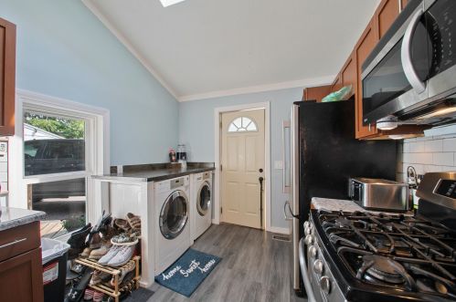 1853 Case Ave, Saint Paul MN  55119-4805 exterior