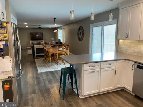 55 Kings Ct, Swedesboro NJ  08085-5033 exterior