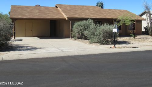 3264 Wildwood Dr, Tucson, AZ 85741-3338