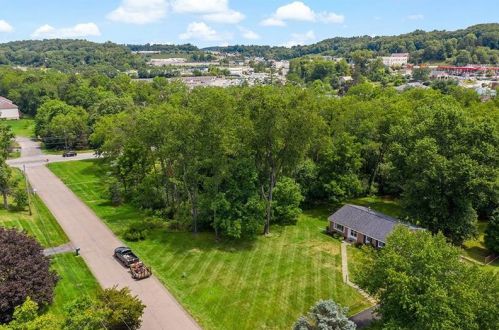 5263 Stella Dr, Gibsonia, PA 15044-8454