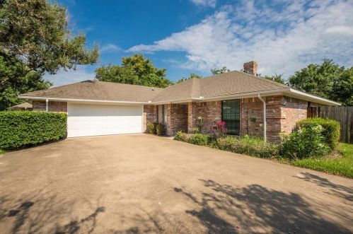 528 Leatherwood Ln, Greenville, TX 75402-8047
