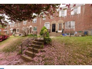 211 Devereaux Ave, Philadelphia, PA 19111-5919