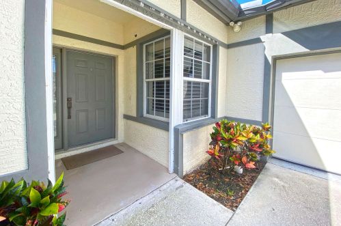 7933 Cabot Tower Pl, Vero Beach, FL 32966-5123