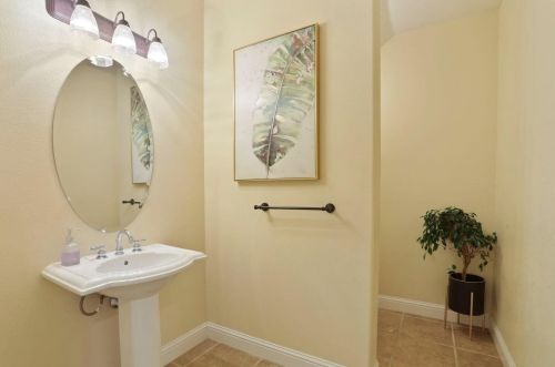 4021 Calistoga Ct, Modesto CA  95356-8987 exterior