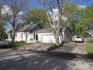 1503 Maple St, Ottawa, KS 66067-3813