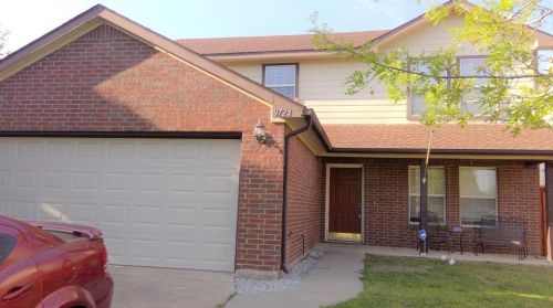 9724 Parkmere Dr, Fort Worth, TX 76108-3864