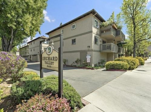 370 Union Ave, Campbell CA  95008-4276 exterior