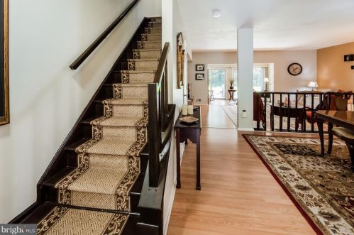 12 Pagoda Ct, Lawrence Township NJ  08648-4829 exterior