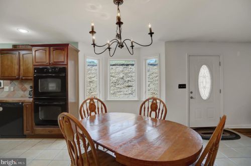 437 Pisgah State Rd, Shermansdale PA  17090-8921 exterior