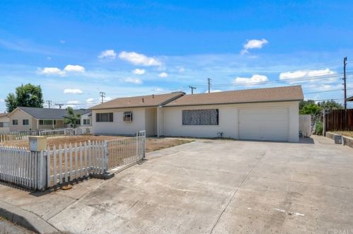 5856 Elmwood Rd, San Bernardino, CA 92404-3202
