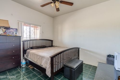 5525 Iowa St, Tucson AZ  85757-9353 exterior