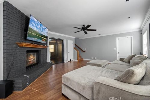 4032 Elsa St, Lakewood CA  90712-3853 exterior