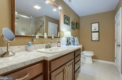 25 York Hill Rd, Etters, PA 17319-9762