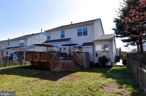 14276 Town Commons Way, Gainesville VA  20155-1497 exterior