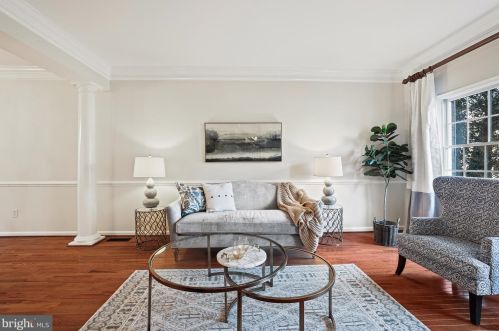 3211 Winter Sun Ter, Herndon VA  20171-1939 exterior