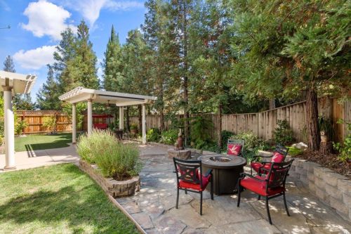 542 Boone Dr, Vacaville, CA 95687-4694