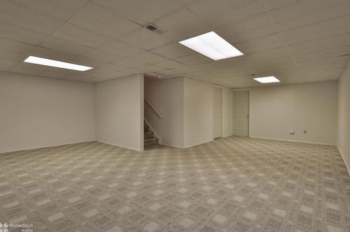 8149 Cross Creek Cir, Breinigsville PA  18031-1330 exterior