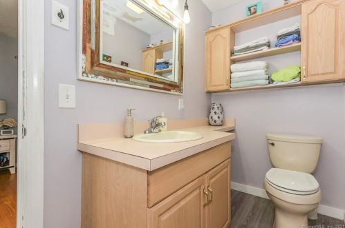606 Route 81, Deep River CT  06419-1126 exterior