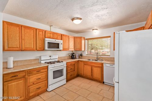 1233 Avenida Sirio, Tucson AZ 85710-5348 exterior