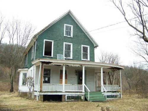 183 Sarepta Rd, Belvidere NJ  07823-2608 exterior