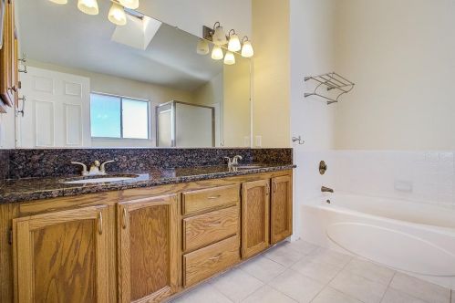 133 Garrett Dr, Folsom, CA 95630-3256