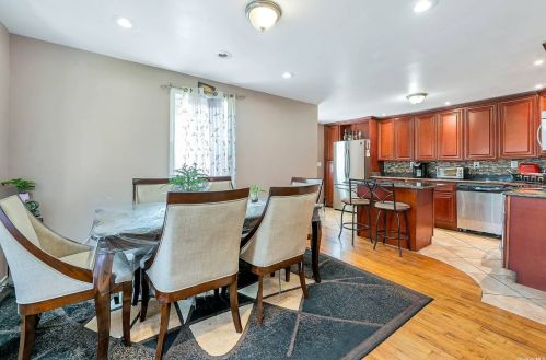 86 Glenmore Ave, Central Islip NY  11722-1913 exterior