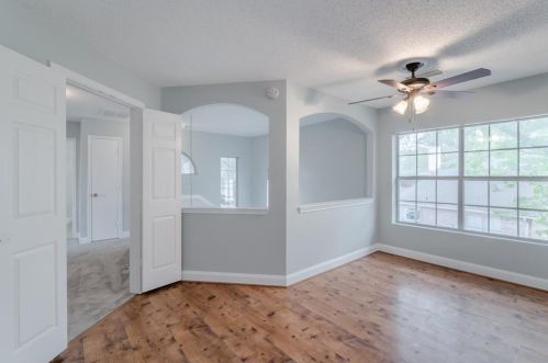 1732 Prescott Dr, Lewisville TX  75028-2078 exterior