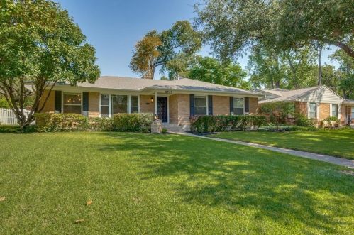 9737 Chiswell Rd, Dallas, TX 75238-3405