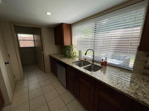 913 Lombardy Dr, Plano TX  75023-7105 exterior