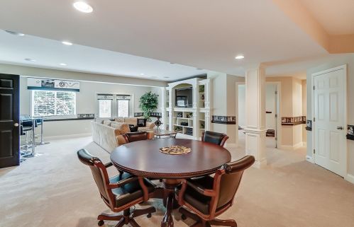 2108 Wyndham Way, Hamilton KY  41091-7304 exterior