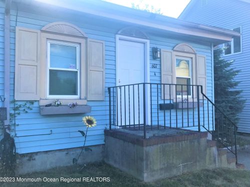 607 Richmond Ave, Point Pleasant Beach, NJ 08742-2581