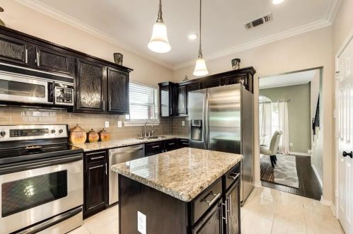 1513 Lodengreen Ct, Plano TX  75023-1925 exterior