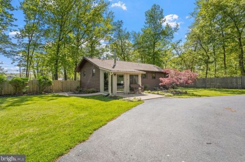 7 Pioneer Ln, Willingboro, NJ 08046-3839