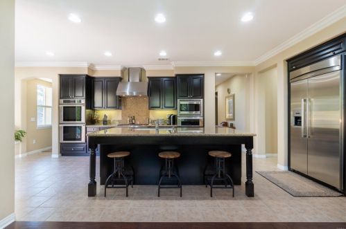 2277 Carnelian Ct, Carlsbad, CA 92009-1712