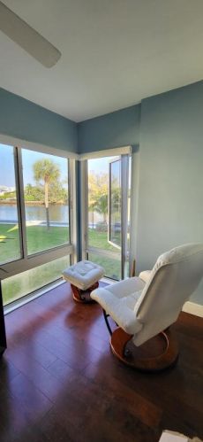 4 Colonial Club Dr, Boynton Beach, FL 33435-8312