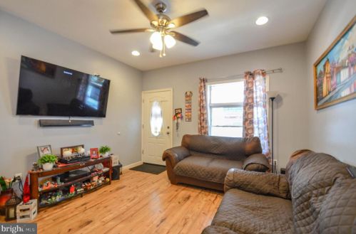 1438 Lehigh St, Easton, PA 18042-4049