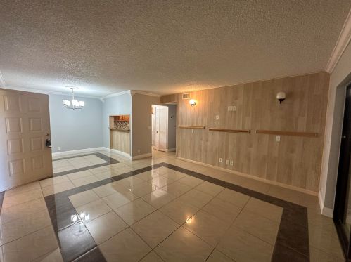 610 Sea Pine Way, West Palm Beach, FL 33415-8910