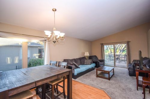 1810 Patricia Ln, Waukesha, WI 53188-2180