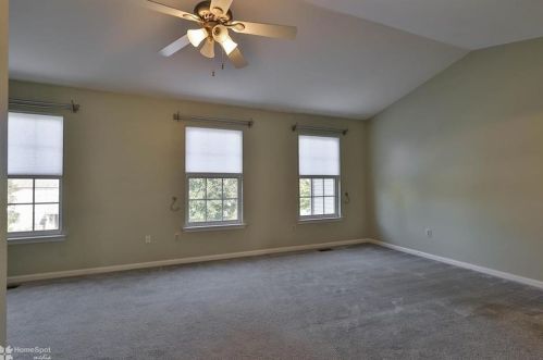 8149 Cross Creek Cir, Breinigsville PA  18031-1330 exterior