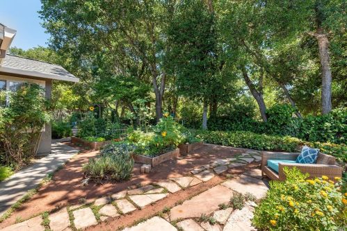 1590 Cunningham Way, Santa Rosa CA  95403-2342 exterior