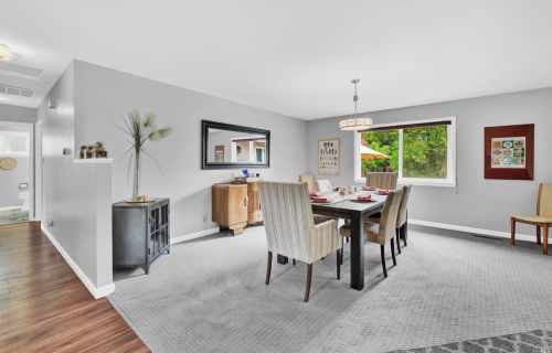 311 Edgewood Dr, Vacaville CA  95688-3602 exterior