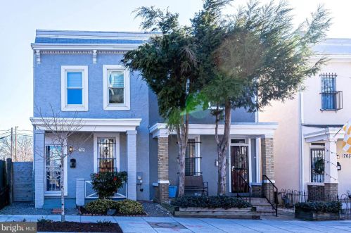 709 16th St, Washington, DC 20003-3107