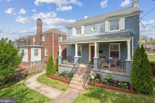 1247 Underwood St, Washington, DC 20012-2923