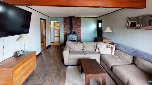 419 5th Ave, Lutsen, MN 55604-3023