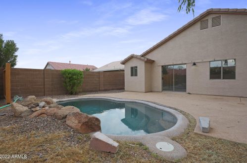 30689 Royal Oak Way, San Tan Valley, AZ 85143-4114