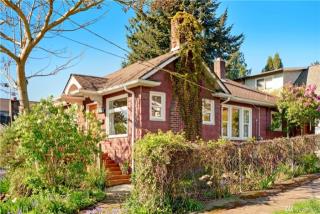 3835 Bagley Ave, Seattle WA  98103-8412 exterior