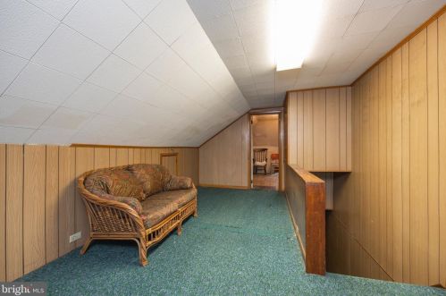 419 Derstine Ave, Lansdale PA 19446-3536 exterior