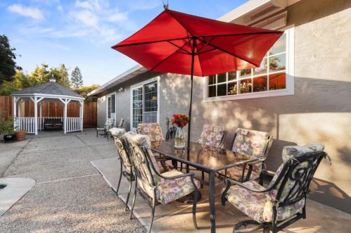 831 Mohican Way, Redwood City CA  94062-3416 exterior