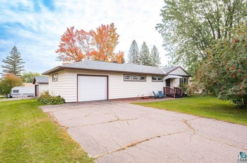 702 27th St, Scanlon, MN 55720-2736